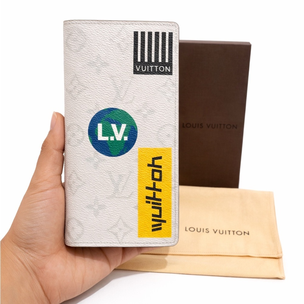 Louis Vuitton Monogram Stickers Brazza Wallet in White Organizer Wallet​​​